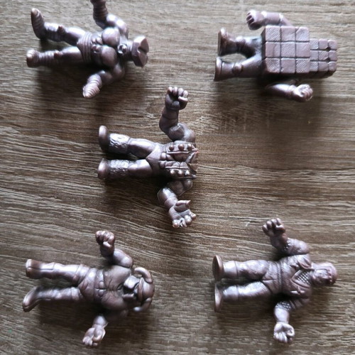 El Greco alien miniatures new, pack of 17 pieces
