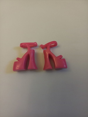 Barbie vintage pink heels