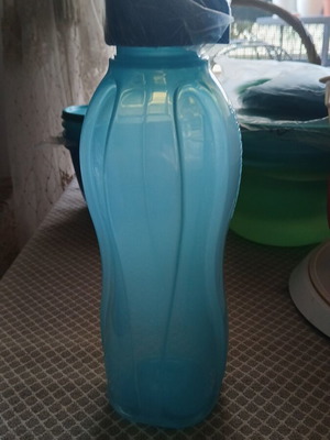 Tupperware bottle 1 liter new