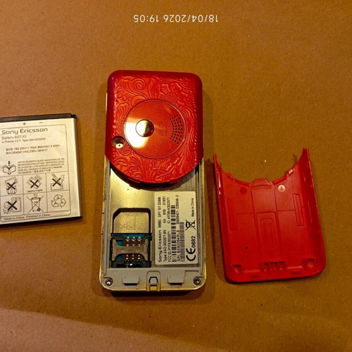 Sony Ericsson W660i used, not charging or powering on, with battery