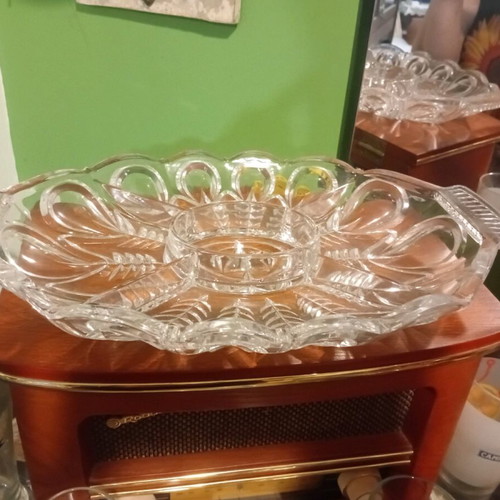 Vintage carved platter like new for nuts and appetizers
