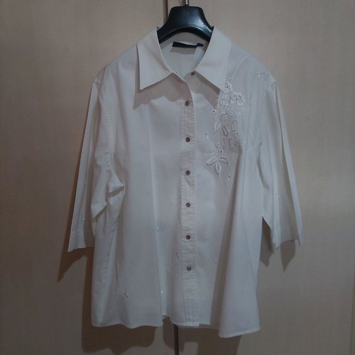 Women's set white with strass like new