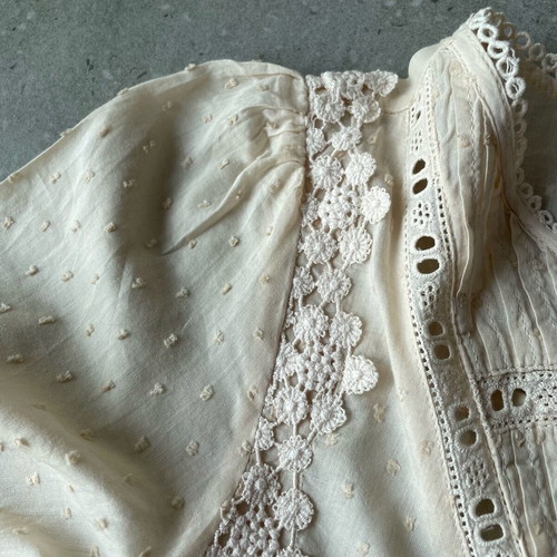 H&M Women's Blouse size M beige like new