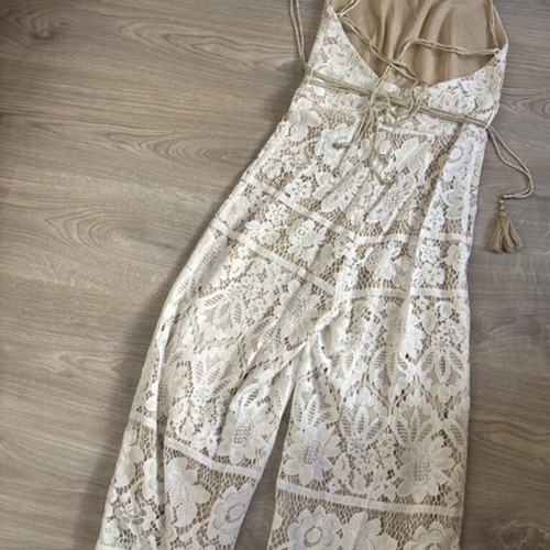 Jumpsuit lace with lining, beige, size small, like new