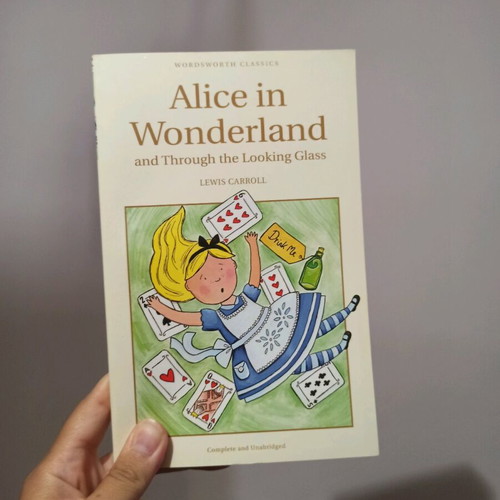 Alice in Wonderland book like new, Greek language