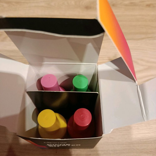 Dipme Dip Powder Manicure Kit like New with 5 Colors