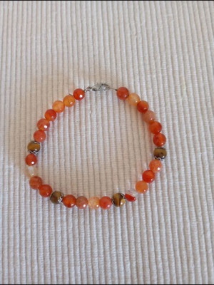 Handmade bracelet from semi-precious stones agate and tiger eye like new