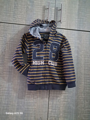 Mayoral hoodie sweatshirt for boy 5 years like new, blue and orange