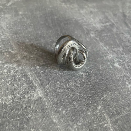 Silver ring used