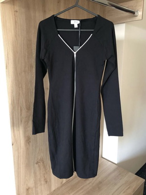 Black dress new, elastic, size S