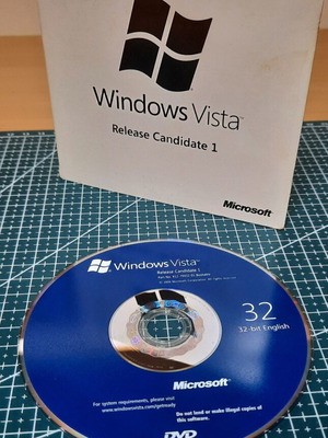 Windows Vista Release Candidate 1 boxed edition