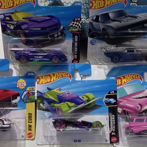 Αυτοκινητάκια Hot Wheels καινούργια, σετ 5 καρτέλες