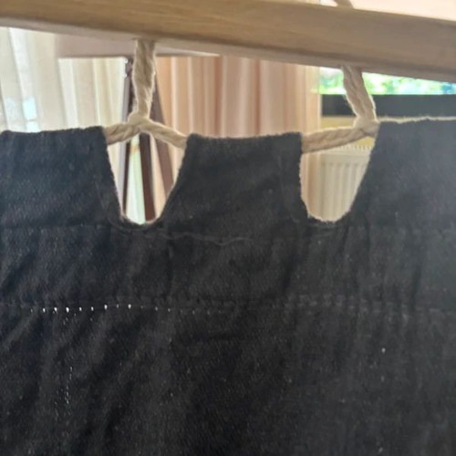 Single hammock with cotton-polyester fabric