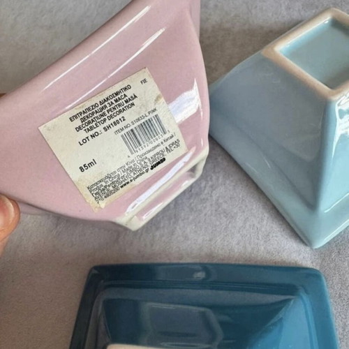 Set of 6 small square bowls used, colorful