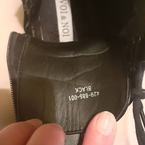 Voi & Noi women's combat boots used, size 41, black