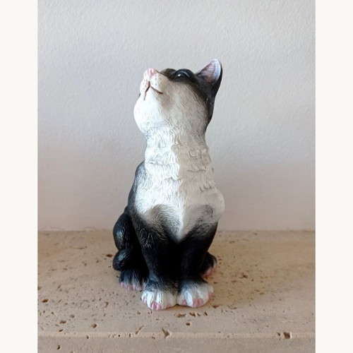 Collectible resin tuxedo cat figure vintage style