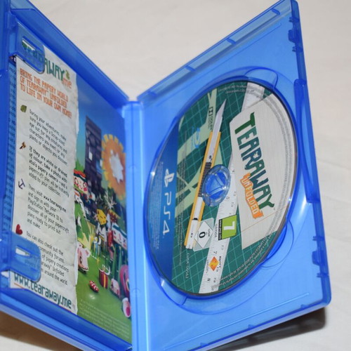 Tearaway Unfolded PS4 game