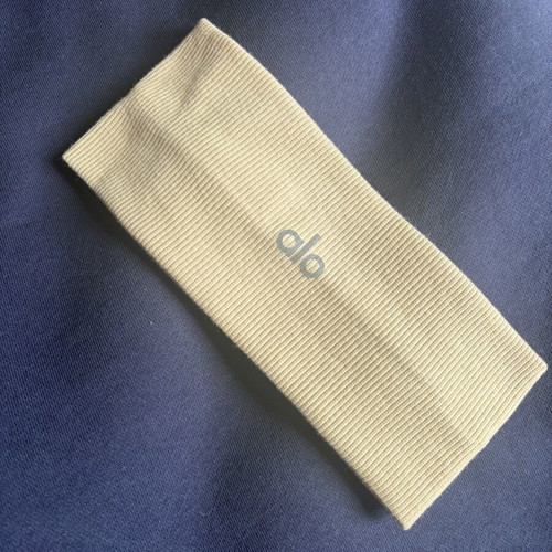 Alo Headband like new