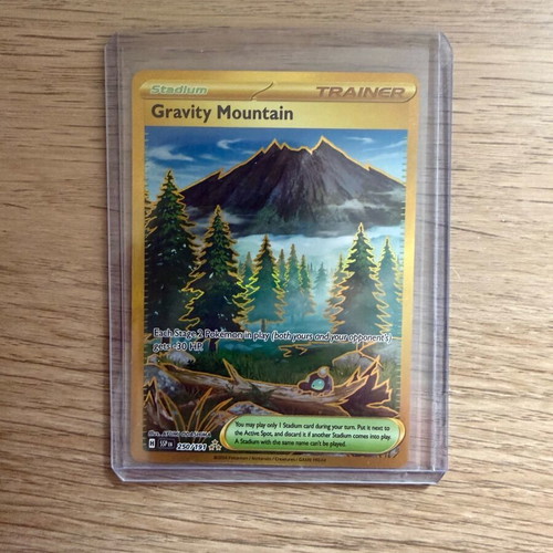 Gravity Mountain Hyper Rare Surging Sparks 250/191 mint condition
