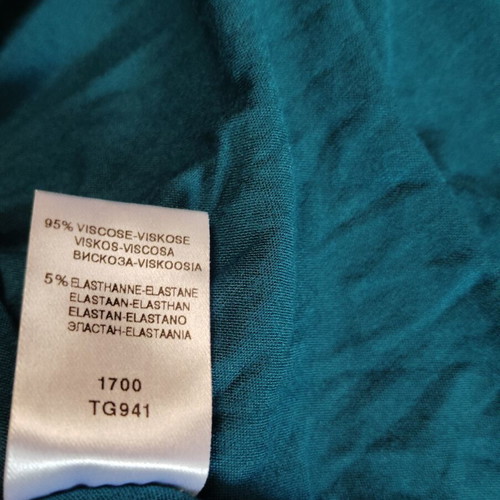 Women's dress size 9XL, like new