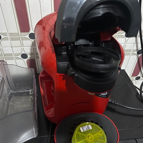 Tassimo Espresso Coffee Maker like new with capsules