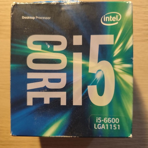 Intel Core i5-6600 processor used with original cooler and box