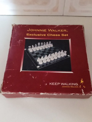 Johnny Walker glass chess set used, complete