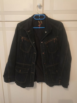 Jocavi women's dark denim jacket with quilted lining