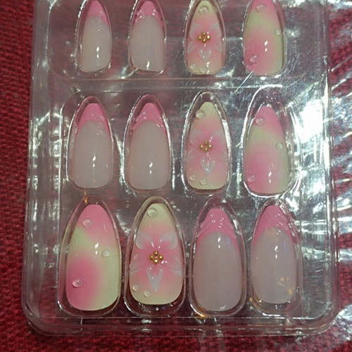 Press On Nails, pack of 24, reusable