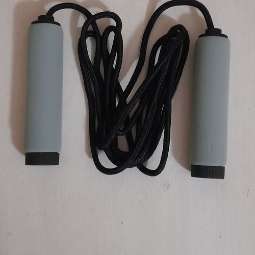 Jump rope new with neoprene ergonomic handles