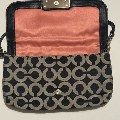 Coach Kristin Black Gray Op Art Signature wristlet bag like new