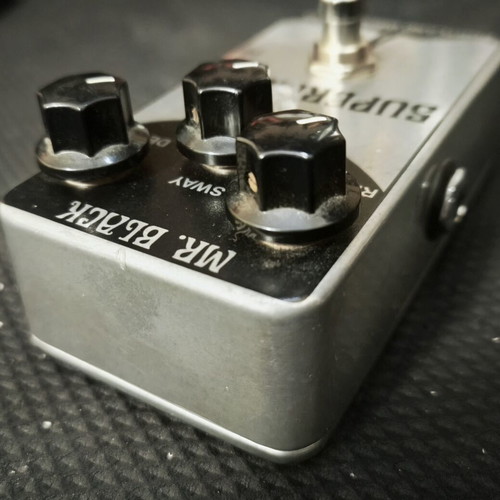 Mr. Black SuperMoon Chrome Reverb pedal like new