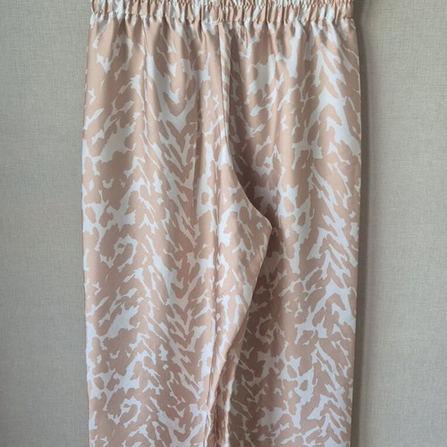 Summer pants by NOO like new, airy white and beige XS