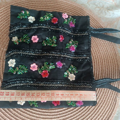 Paradis d’Enfer handbag like new, black with sequins and floral details