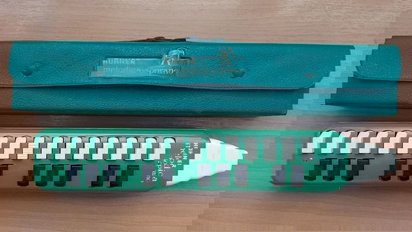 Мелодика HOHNER сопран, произведена в Германия, винтидж