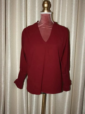 Blouse with elastic cuffs like new, burgundy, size L