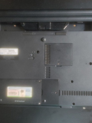 HP Compaq 6735s laptop for spare parts, non-working