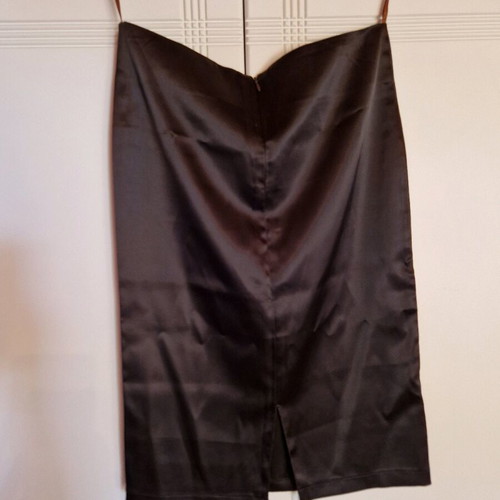 Benissimo satin skirt brown size S like new
