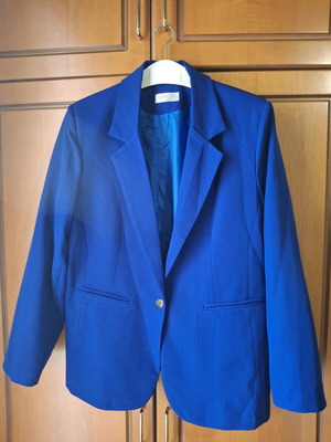 Blue Roua suit jacket new, size 46