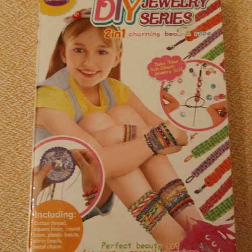 Jewellery making set like new for braided bracelets