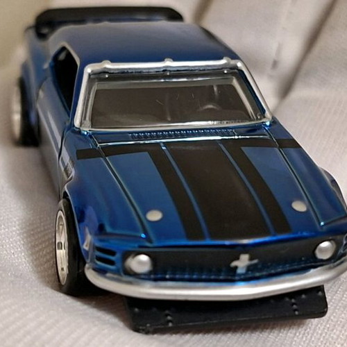 Hot Wheels 2017 RLC '70 Mustang Boss 302 Blue like new, spectraflame blue