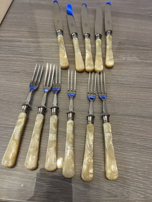 Cutlery set with mother pearl handles, 5 knives and 6 forks, used, vintage