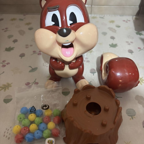 Squirrel Board Game like new, missing box