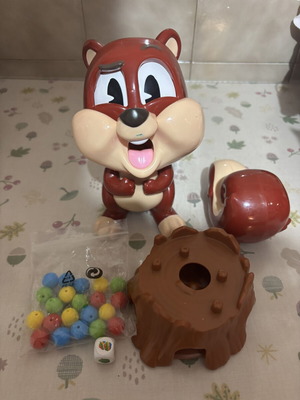 Squirrel Board Game like new, missing box