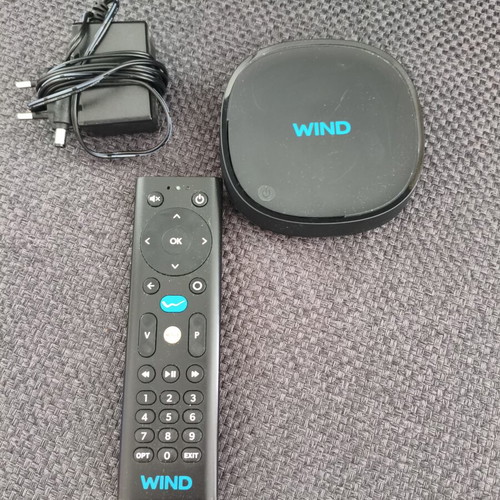 TV Box Android Wind like new with WiFi and Ethernet