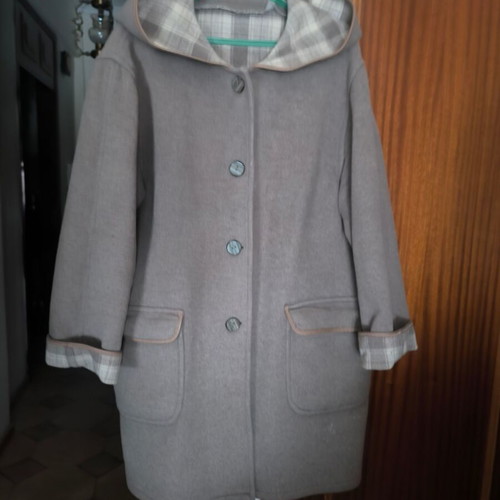Wool coat used, women's beige, size XL