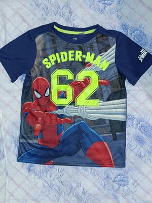 H&M Spider-Man Short Sleeve Shirt like new, size 128 cm, age 6-8