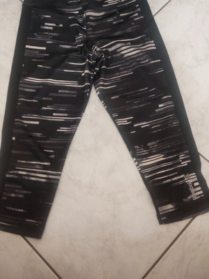 Reebok Gym Leggings size Small like new, black