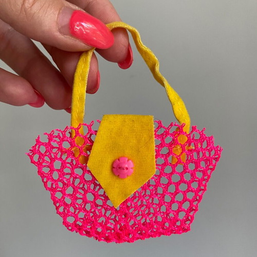 Hasbro Sindy Vintage Beach Bag 1992 Holiday Collection used