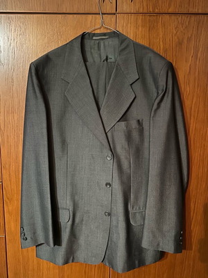Men's suit gray like new, size 62